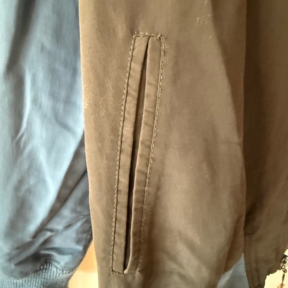 AMBSN Color Block Nylon Jacket - Picture 6 of 6